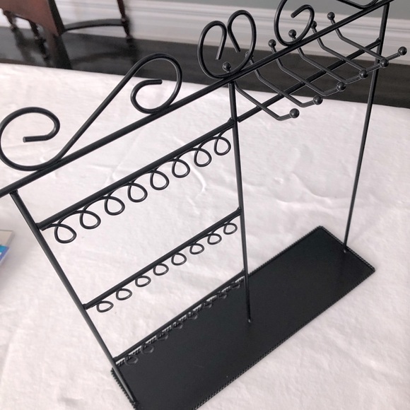 Jewelry Organizer - Picture 3 of 3